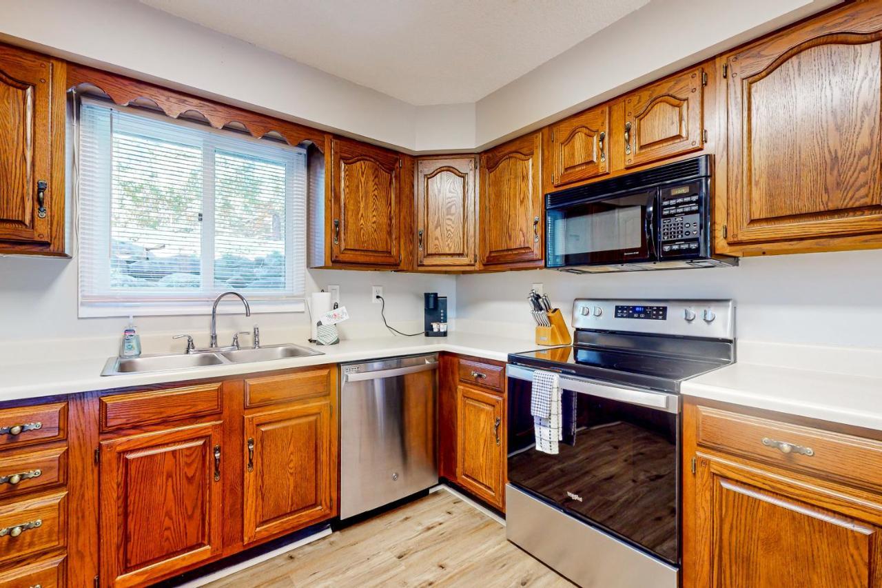 Alpine Abode Apartment พิเจนฟอร์จ ภายนอก รูปภาพ