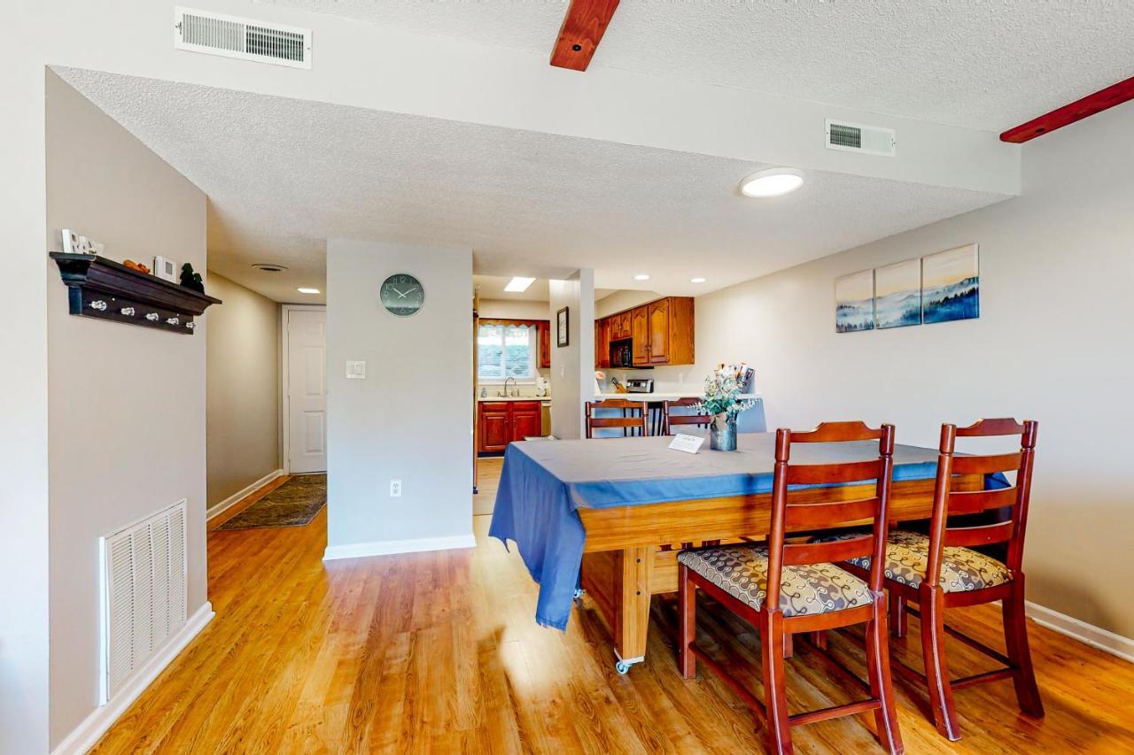 Alpine Abode Apartment พิเจนฟอร์จ ภายนอก รูปภาพ
